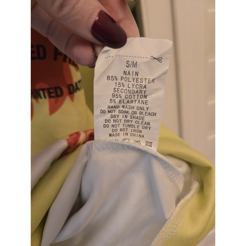 Flamin' Hot Cheetos Graphic Hoodie Pullover Kangaroo Pocket‎ Adult Medium - Picture 3 of 5